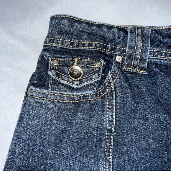 Contrast Denim Knee Length Skirt - Picture 4 of 9